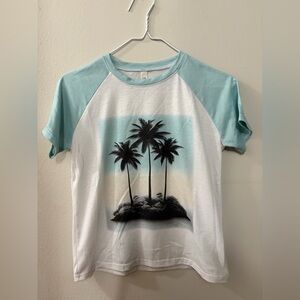 Temu size 8 Palm Tree Graphic Kids T-Shirt